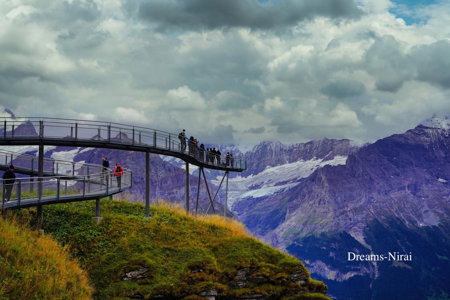 グリンデルワルト・クリフウォーク・フィルスト：Grindelwald・First